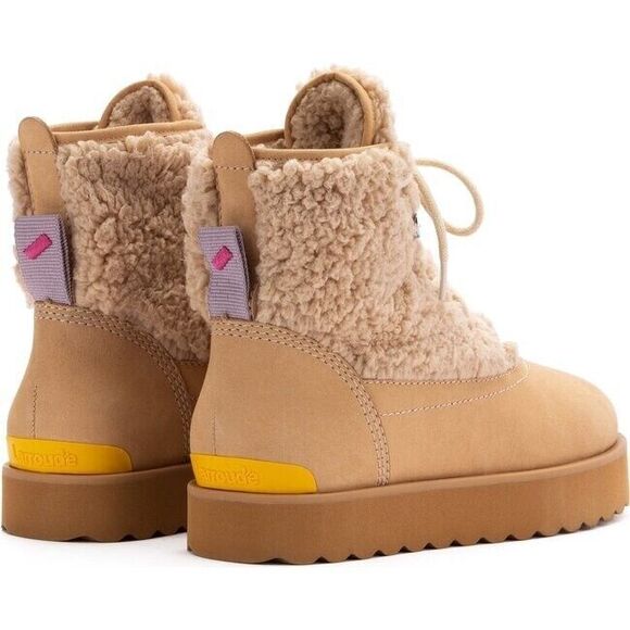 Larroude Vail US 11 Snow Boots Sand Nubuck Leather Faux Fur Waterproof NIB $415 - Picture 4 of 15